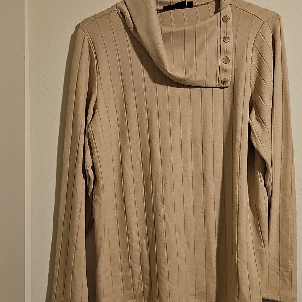 Women Cream Sweater